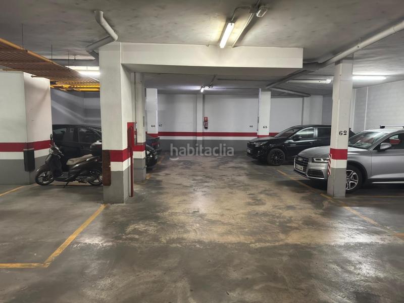 Foto 668ed69e-30be-4c8a-8ede-2db0b9a01dfb. Parking voiture dans Arrancapins Valencia