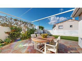 Chalet  Calle mont cucaló. Chalet adosado en turis