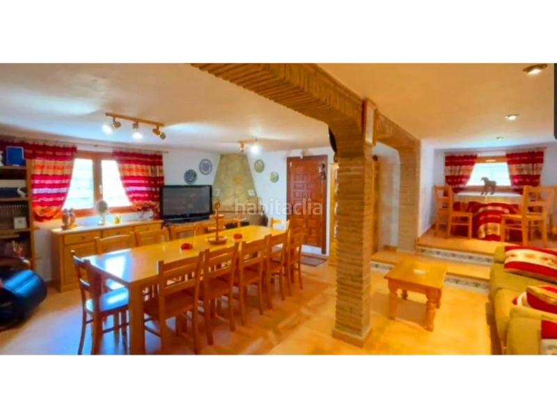 Foto abdb6b8a-90b2-4b9c-98f3-8ece2e2147cd. Chalet in Centro Chiva