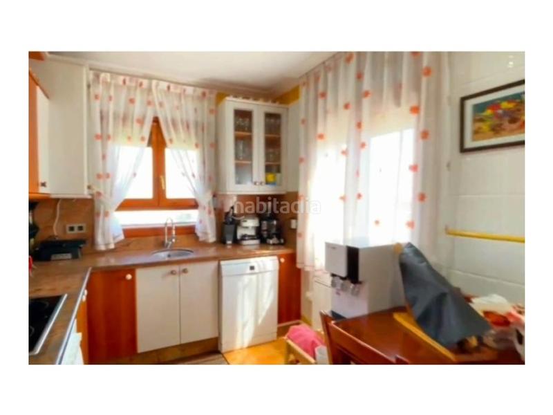 Foto c1340fbe-816e-4ff9-908a-0d961e7f99a7. Chalet in Centro Chiva