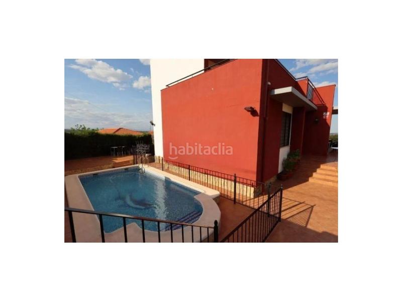 Foto e38749ea-d18c-4576-95ed-7f021acdd365. Chalet in Centro Chiva