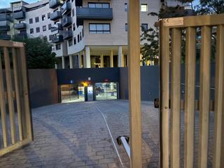 Aparcament cotxe a Nou Benicalap. Plaza de garaje amplia nou benicalap