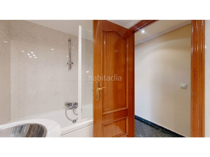 Piso vivienda amplia de 4 dormitorios junto a monforte y el turia en Valencia - Imagen 42
