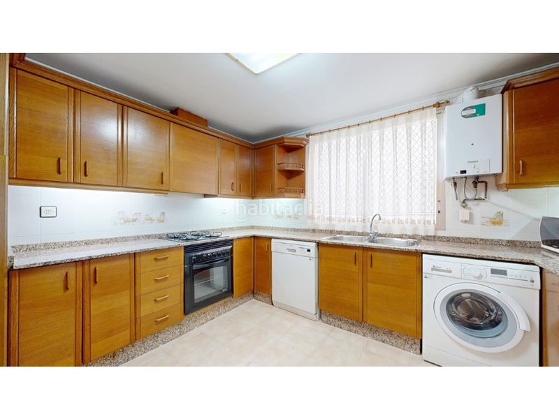 Piso vivienda amplia de 4 dormitorios junto a monforte y el turia en Valencia - Imagen 31