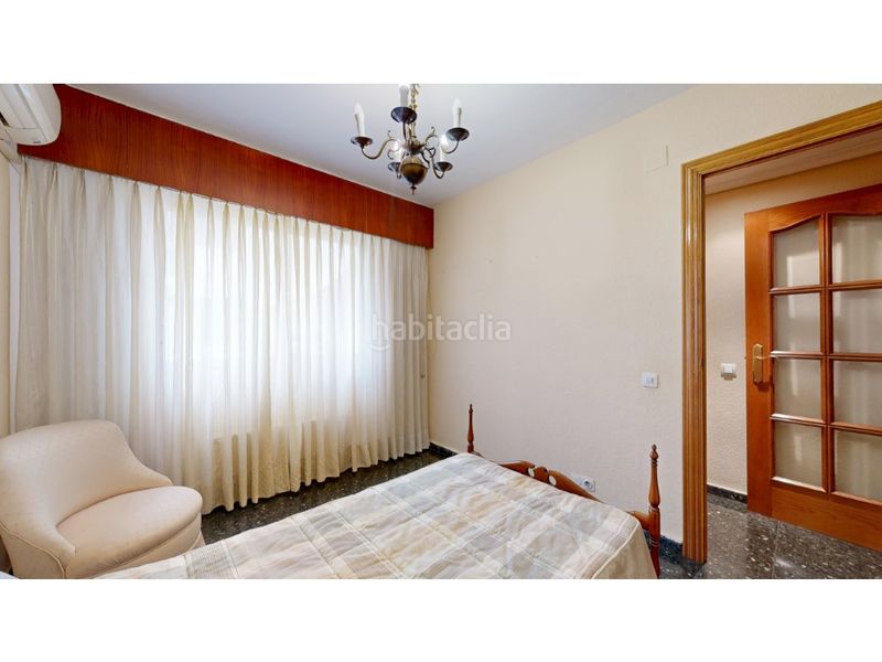 Piso vivienda amplia de 4 dormitorios junto a monforte y el turia en Valencia - Imagen 24