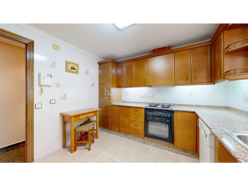 Piso vivienda amplia de 4 dormitorios junto a monforte y el turia en Valencia - Imagen 33