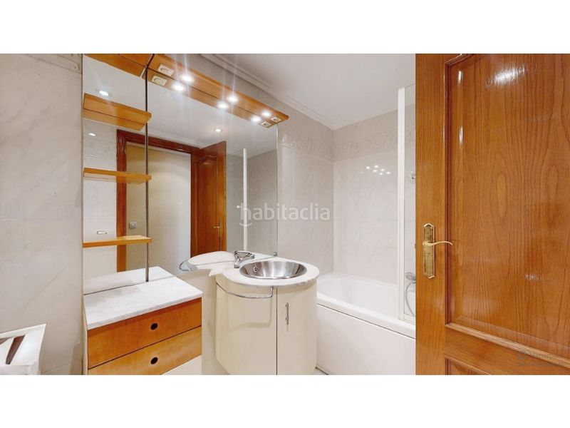 Piso vivienda amplia de 4 dormitorios junto a monforte y el turia en Valencia - Imagen 41