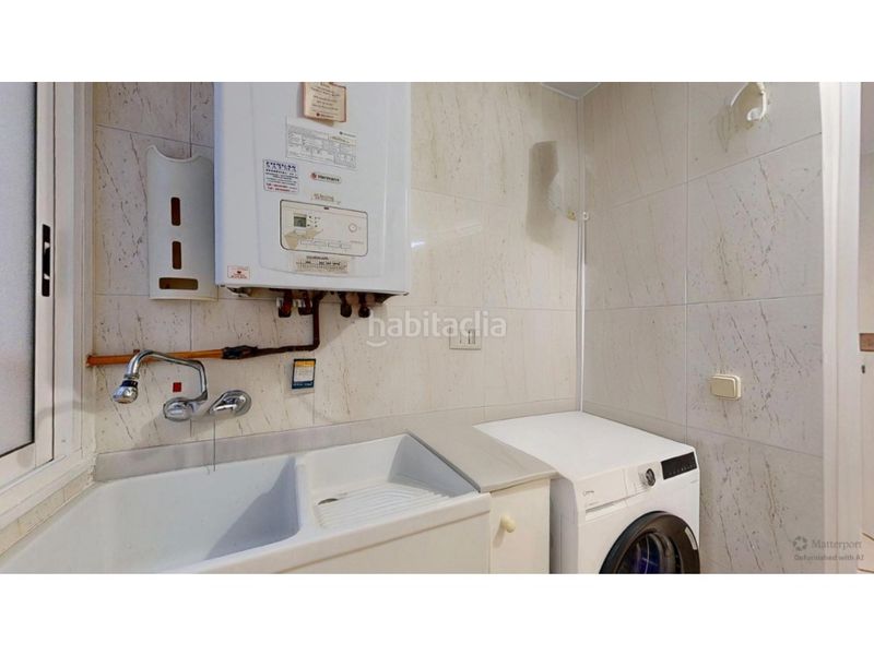 Foto dec598de-305f-426e-bb12-48098de412fa. Pis amb aparcament a Arrancapins Valencia