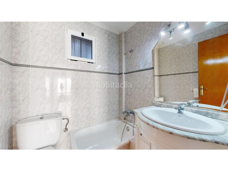 Foto a1e8065a-8b04-462a-9cba-a109b9bb9dc4. Casa amb aparcament a Centro-El Castillo Sagunt