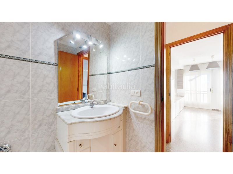 Foto f59a6719-c0b4-411a-af52-faad5edda031. Casa amb aparcament a Centro-El Castillo Sagunt