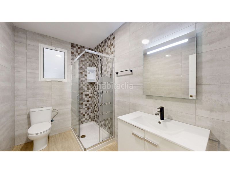 Piso tu nuevo hogar o inversión a tan solo 5 minutos de la playa en Valencia - Imagen 32