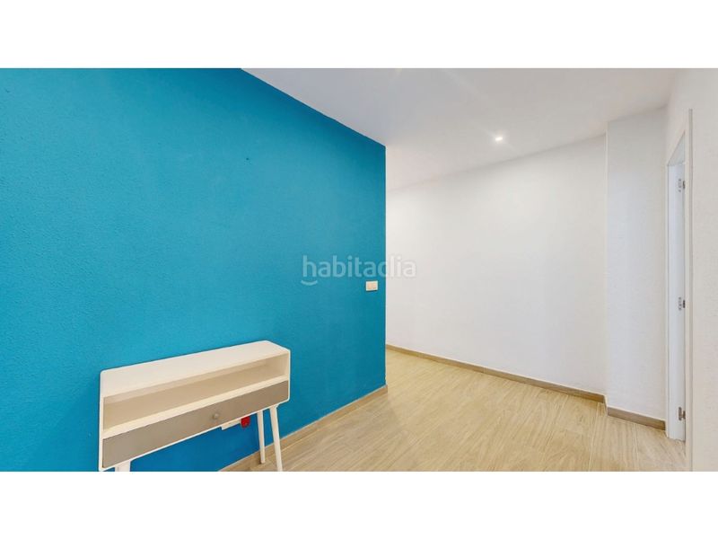 Piso tu nuevo hogar o inversión a tan solo 5 minutos de la playa en Valencia - Imagen 17