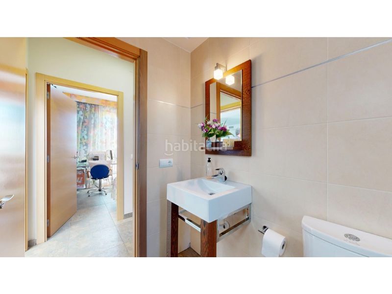 Foto 07e64984-114f-43e3-8fc6-1fb99ad351cd. Casa amb aparcament a Rocafort