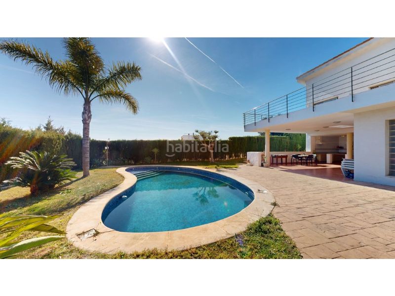 Foto 1adb565f-dd92-436f-aebd-c1e9c440699f. Casa amb aparcament a Rocafort