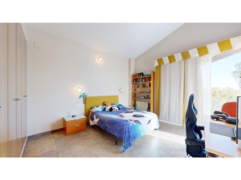 Foto 30785906-1e89-4e90-bbf5-0bd2f2f8aff7. Casa amb aparcament a Rocafort