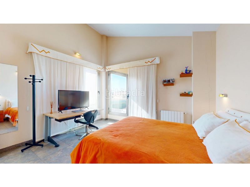 Foto 3f8b1453-89f4-4192-a1ed-819d2c87a9ad. Casa amb aparcament a Rocafort