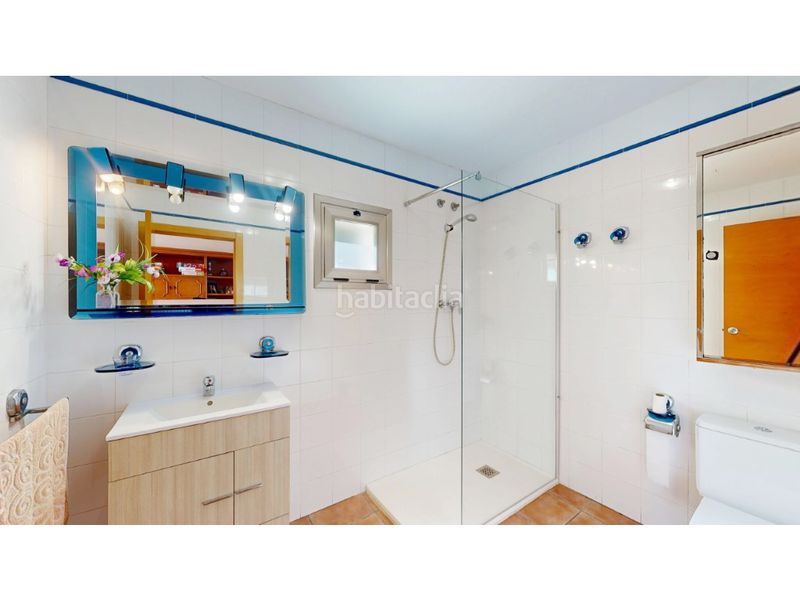 Foto 74557fbb-c87c-4f4f-b17a-f036890ddc91. Casa amb aparcament a Rocafort