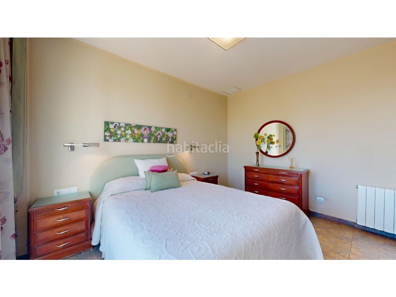 Foto afbd478a-1bd1-4c1c-ad40-17247151b86c. Casa amb aparcament a Rocafort