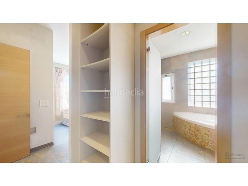 Foto b957d3b0-38d7-4591-a79f-6b915ae80545. Casa amb aparcament a Rocafort