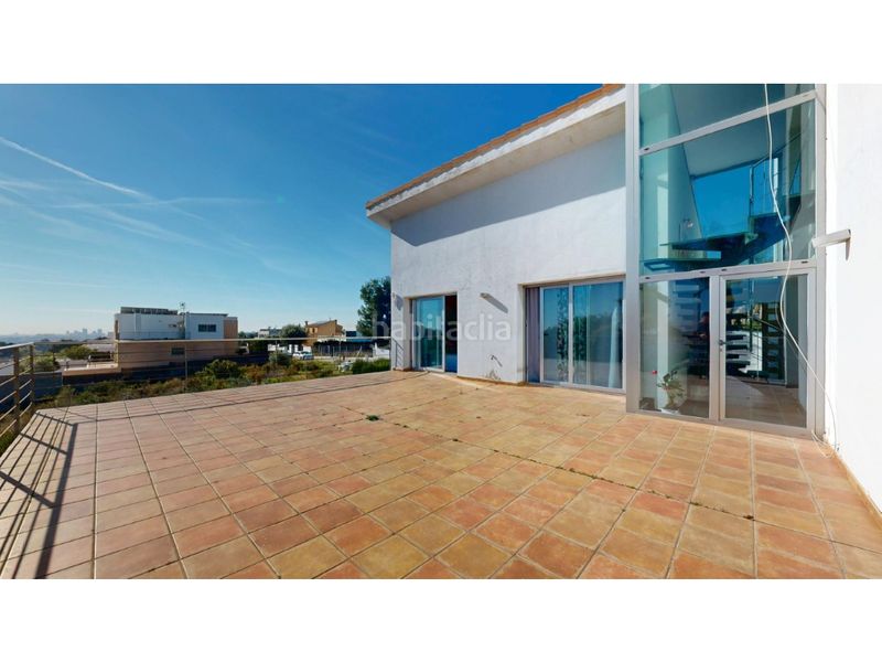 Foto e020fabc-88ff-4e0d-8f09-16f3784089c3. Casa amb aparcament a Rocafort