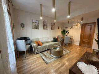 Location Appartement à El Mercat. Piso en alquiler en el mercat