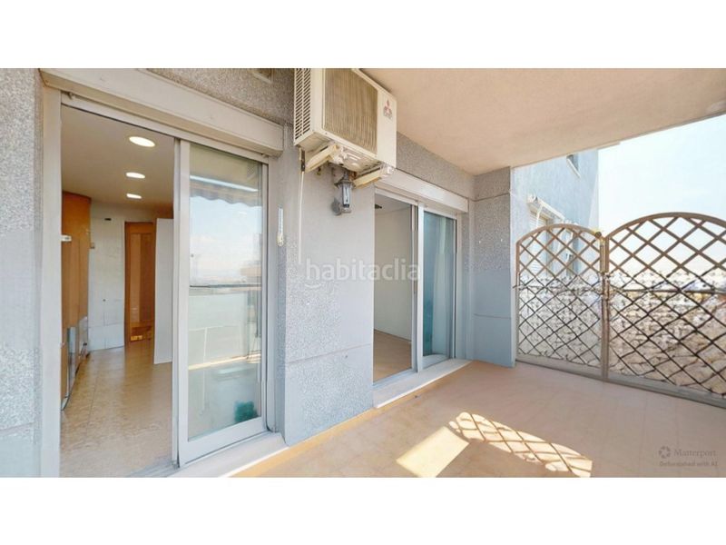 Foto a3704de5-afcd-4e0e-a9a3-fcf9fbb25f96. Pis amb aparcament a La Constitución-Canaleta Mislata