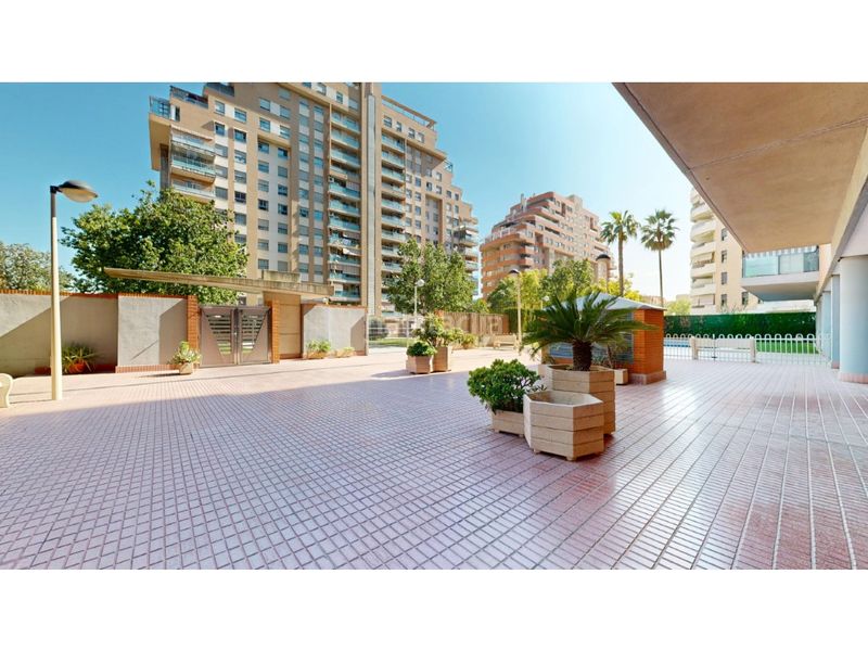 Foto d9af53c4-79c8-4e4d-83e1-7eb1186055d1. Pis amb aparcament a La Constitución-Canaleta Mislata