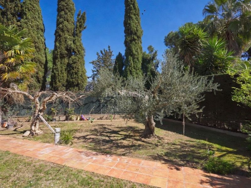 Foto 964b9575-c8ce-4edf-ba5b-f989f11d7095. Casa adossada amb aparcament a Miralbueno Zaragoza