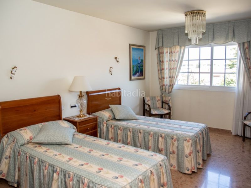 Foto 0759ecab-b1fa-473c-a23b-7ada58af6150. Casa adossada amb aparcament piscina a Cuarte de Huerva