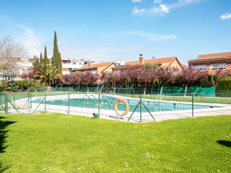 Foto 14728b3c-ccfd-4153-98e9-47a24d719fd1. Casa adossada amb aparcament piscina a Cuarte de Huerva