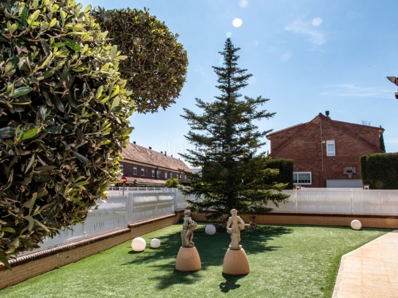 Foto 87c3a1ef-6035-4280-808c-2d3797c1efe7. Casa adossada amb aparcament piscina a Cuarte de Huerva