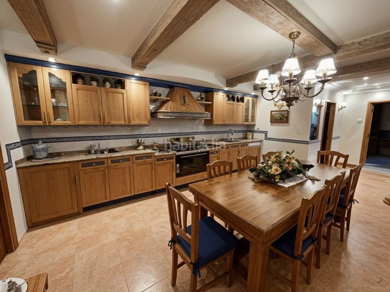 Foto a19f84cf-49bb-4d41-9eca-3c0405c6d6a3. Casa adossada amb aparcament piscina a Cuarte de Huerva