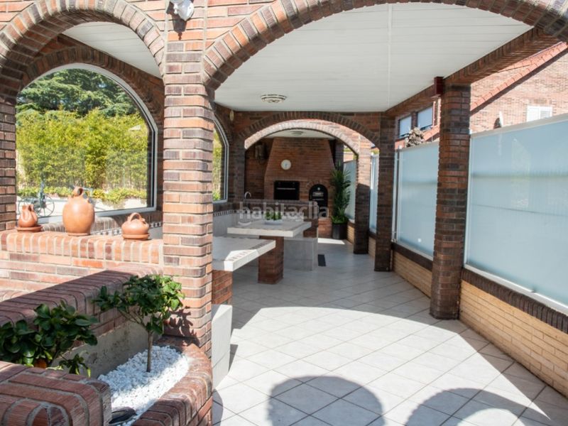 Foto b67e6255-d635-481e-957a-d972948fad17. Casa adossada amb aparcament piscina a Cuarte de Huerva