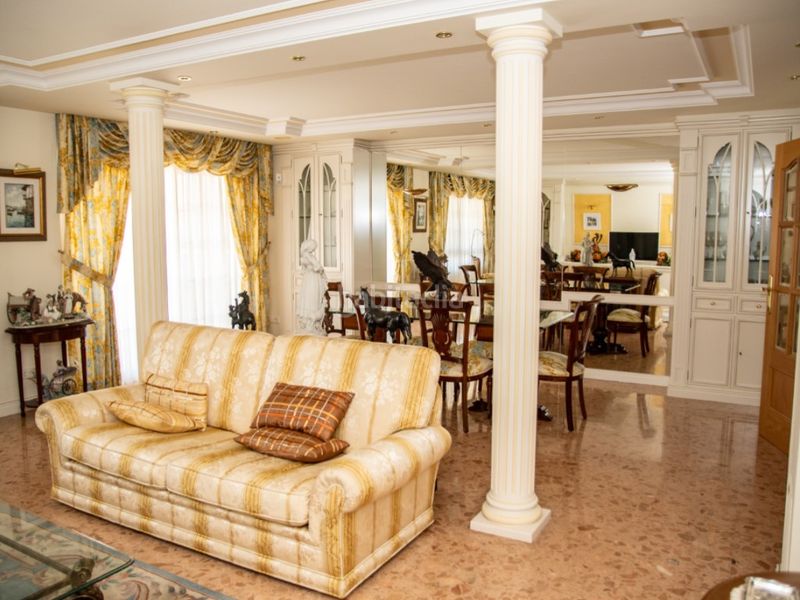 Foto cf463aad-4bc2-4346-9fa7-7c19a38dba72. Casa adossada amb aparcament piscina a Cuarte de Huerva