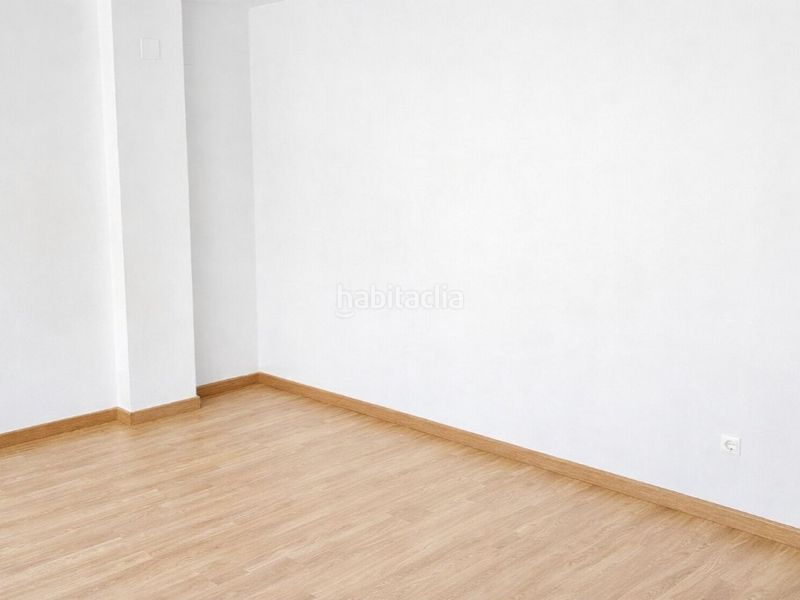 Foto 0fe2d329-4740-401f-b232-d23bf0136d90. Pis amb aparcament a Faura