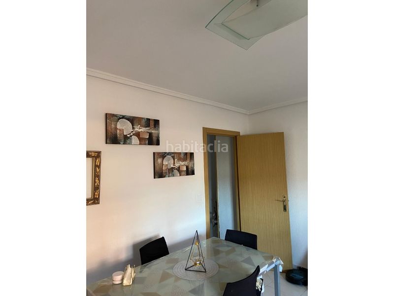 Foto d2465063-5d22-4570-9590-de05721cedb8. Pis a Centro Ciudad Paterna