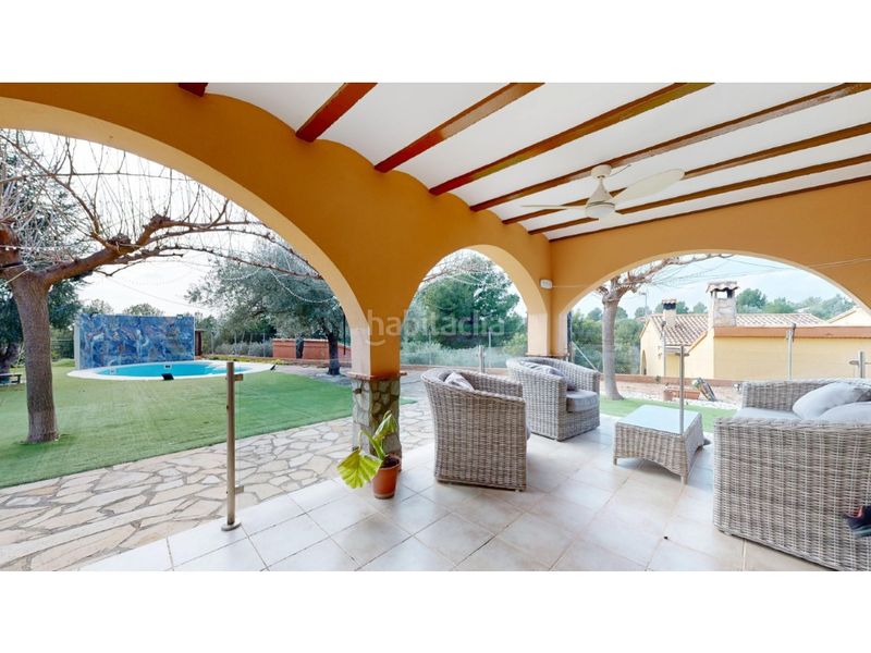 Foto 3f4770ed-0f85-4723-8b60-6c68519e2eaa. Xalet amb aparcament a Vilafamés