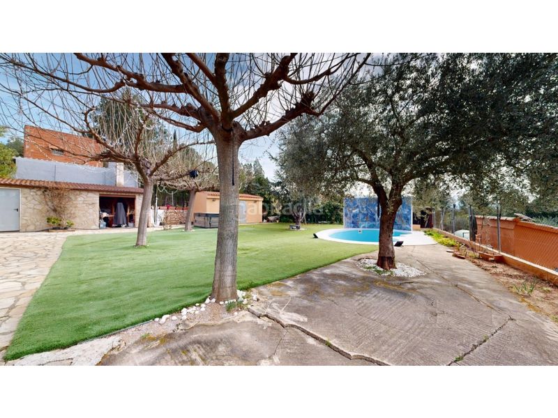 Foto ae3da805-c491-4db9-8a62-86d2e7f36dfc. Xalet amb aparcament a Vilafamés