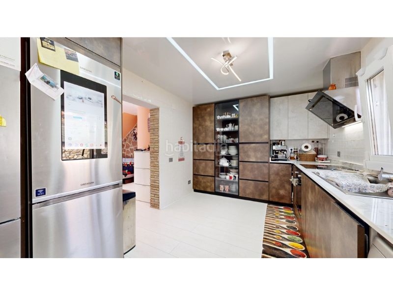 Foto f726e1ce-f36d-4043-95bf-1477194d1343. Xalet amb aparcament a Vilafamés