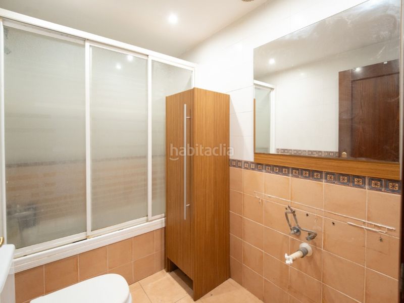 Foto 068e36e0-eec2-4f2a-b83c-75f679098f4f. Pis amb aparcament a Centro Chiva