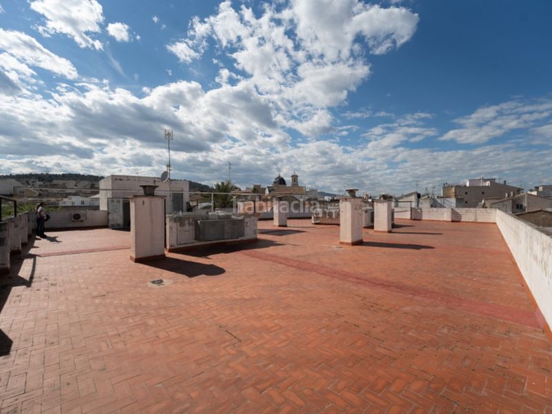 Foto 07194e95-dd78-4409-ac44-2e92aa2f3924. Pis amb aparcament a Centro Chiva