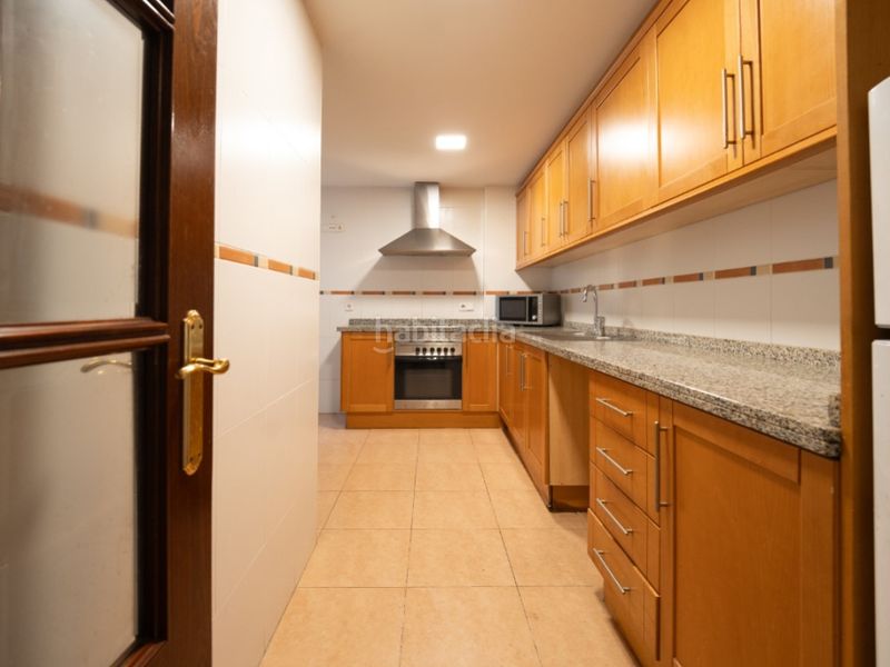 Foto 0a4991d7-367a-4653-ad98-79b45d71174a. Pis amb aparcament a Centro Chiva