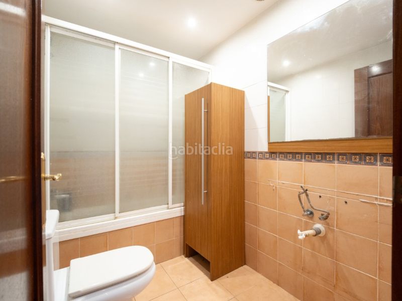 Foto 26fcd39d-a281-428c-b70a-efd388bb3053. Pis amb aparcament a Centro Chiva