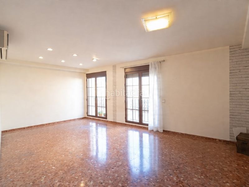 Foto 55ee4b09-37ad-4b0d-8523-0331d4946fb5. Pis amb aparcament a Centro Chiva