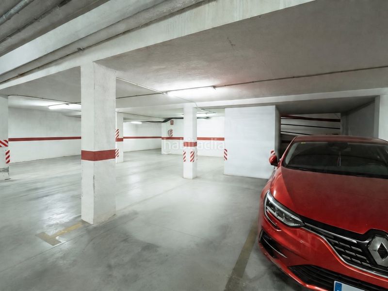 Foto 72f655d1-53cd-4424-a355-01aa44bc7507. Pis amb aparcament a Centro Chiva