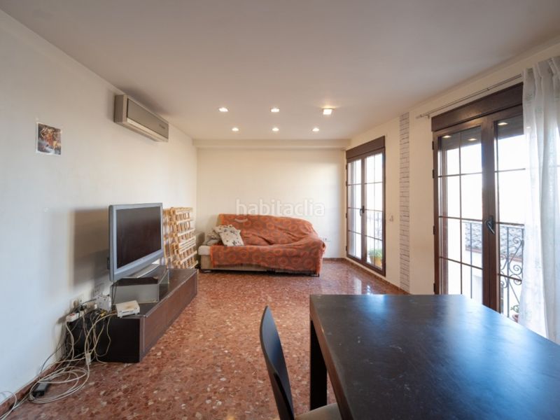 Foto 8f9c29c6-7411-4343-8cc7-4263ba492a1b. Pis amb aparcament a Centro Chiva