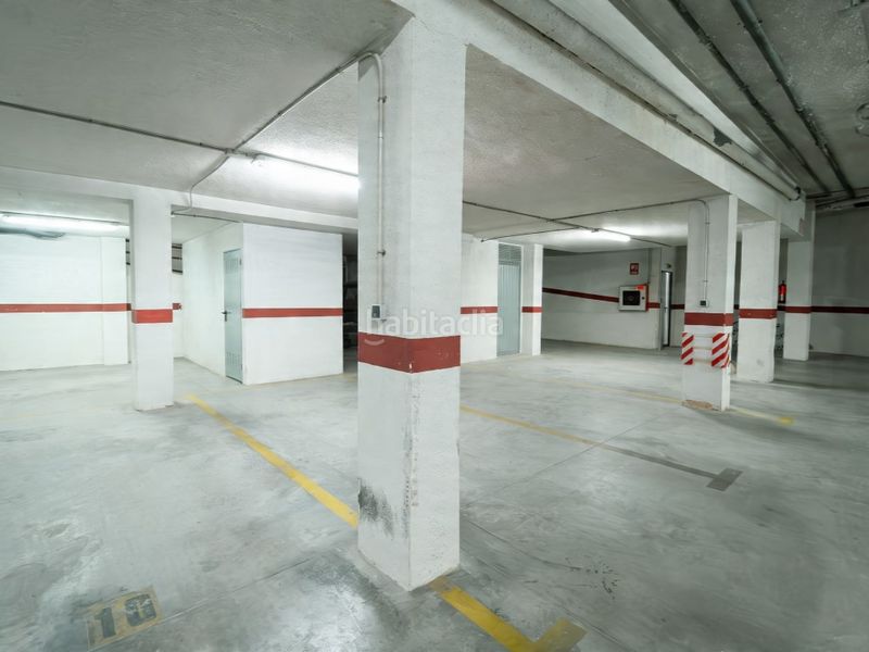 Foto fe5c1d75-6750-4b11-8cee-a09deb43d0c1. Pis amb aparcament a Centro Chiva