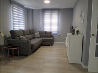 Miete Etagenwohnung  Calle linares. Piso en alquiler en nou moles