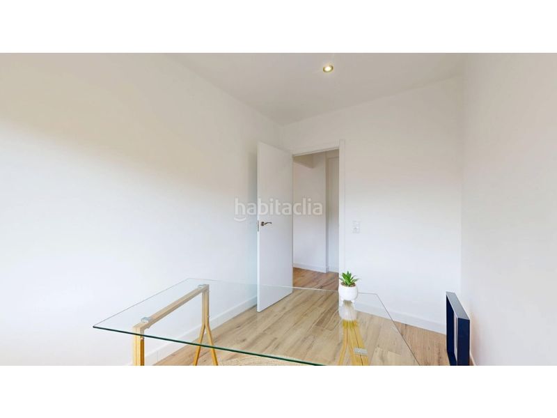 Foto 63b4cbd2-4358-49c1-ae97-62f2e7ea8732. Pis a Montán