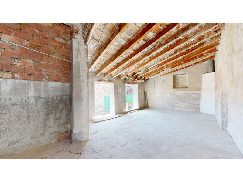Foto 47c12eac-281a-48e6-9da3-e4ebba5aa599. Casa amb aparcament a Benimantell